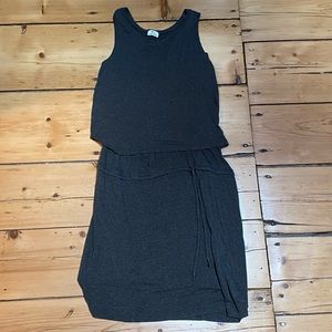 Mama Bird medium breastfeeding nursing dress with drawstring waist nursing cover